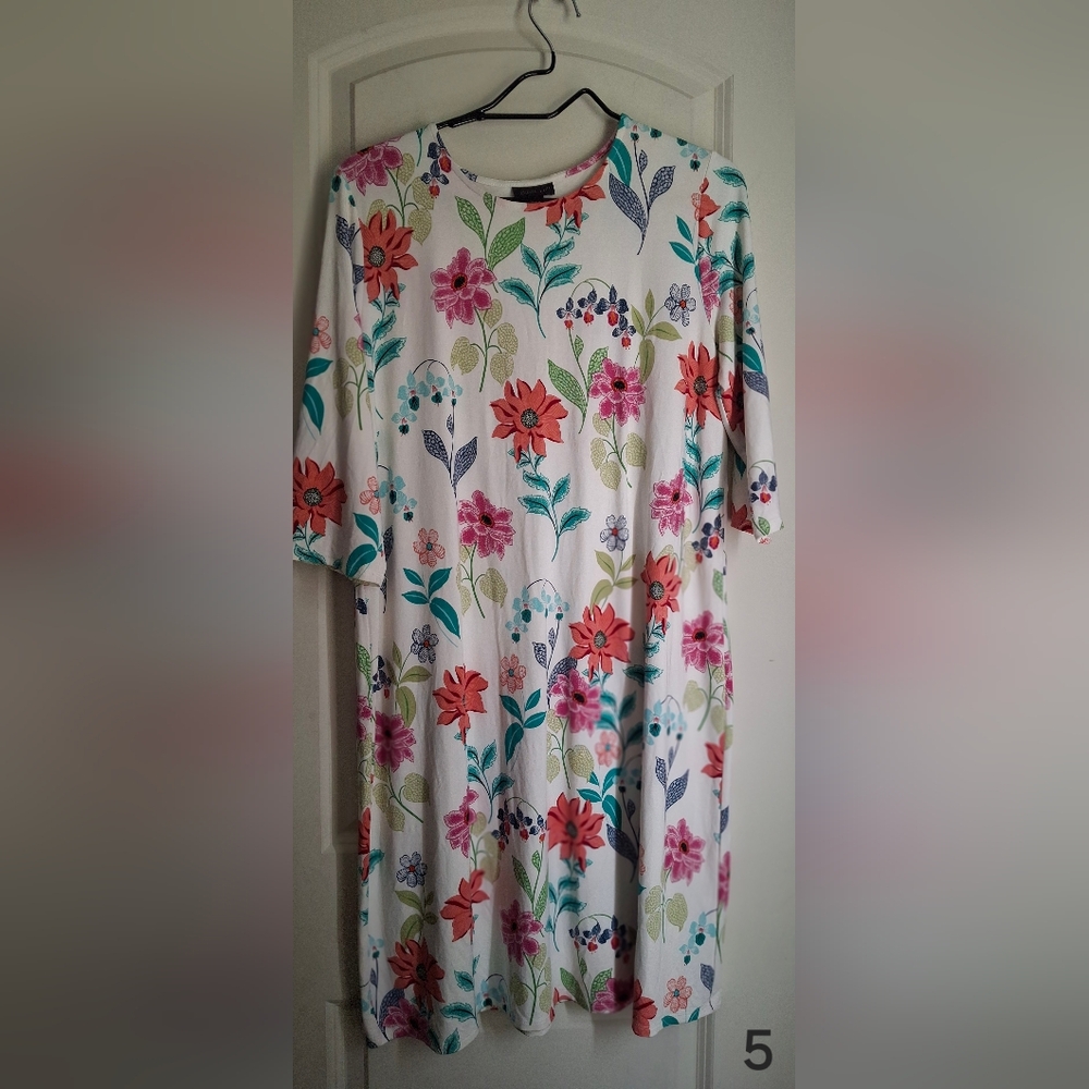J JILL Rayon Floral Knit Cream 3/4 Sleeve‎ Pullover Shift Dress Women’s Large